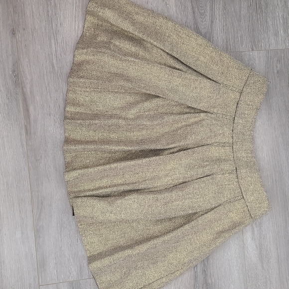 BEBE TWEED GOLD METALLIC SKIRT - Picture 6 of 7
